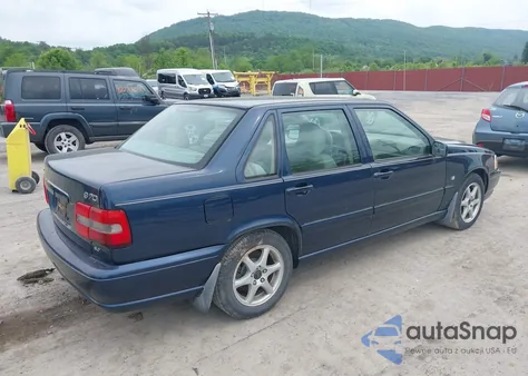 2000 Volvo S70 Glt/Glt Se from USA, damaged, VIN YV1LS56D8Y2627201